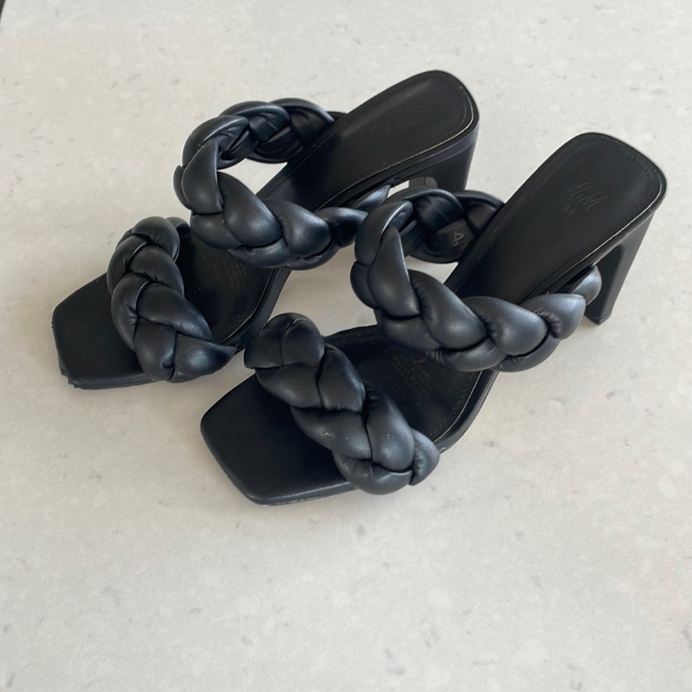 H & M Black Sandals